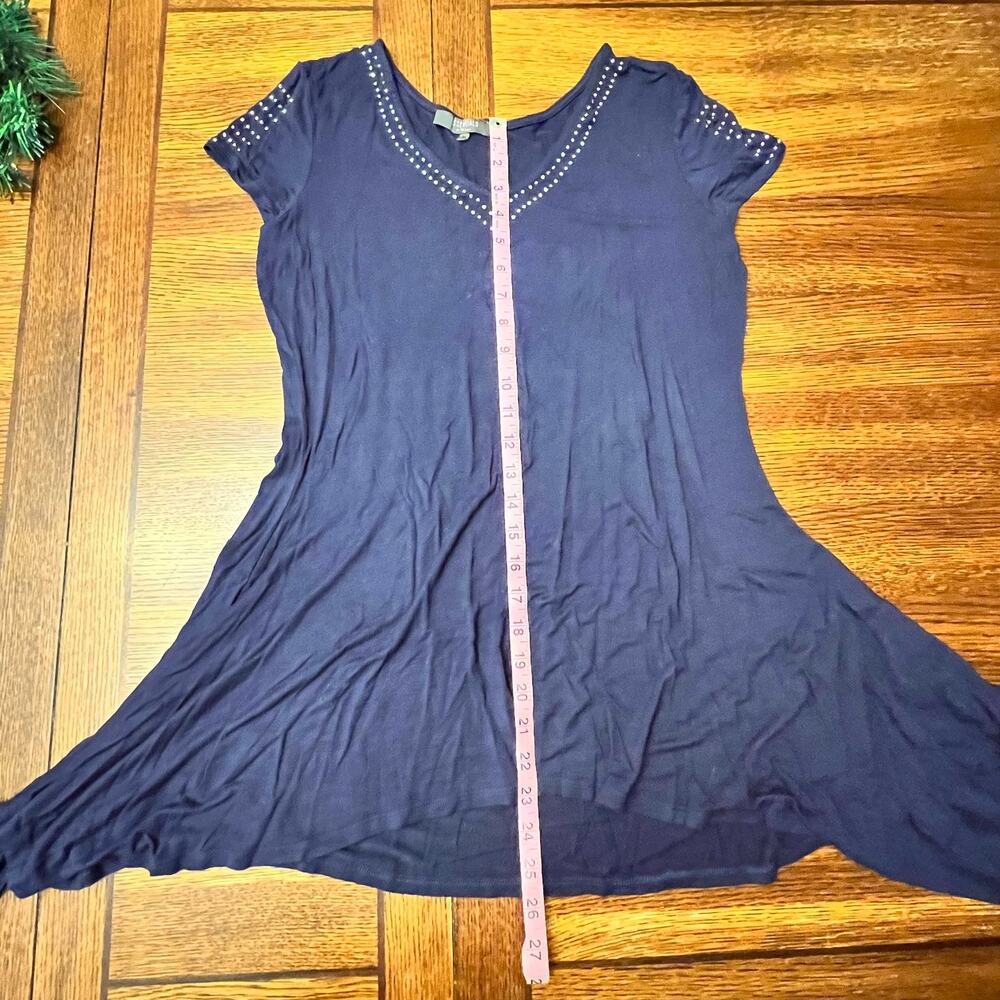 Essentials by Milano Rhinestone Studded Sleeve Blue Blouse Size Medium - Picture 7 of 8